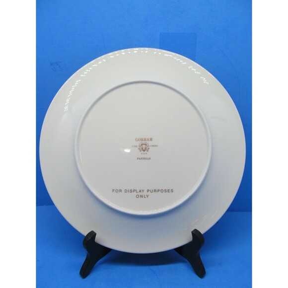 Gorham Pastelle 10 5/8" Dinner Plate For Display Only Flowers Under Raised Lace - Picture 3 of 5